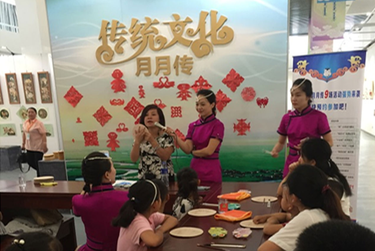 [图] 内蒙古展览馆开展“传统文化月月传(二十八) —— 茶文化传播活动