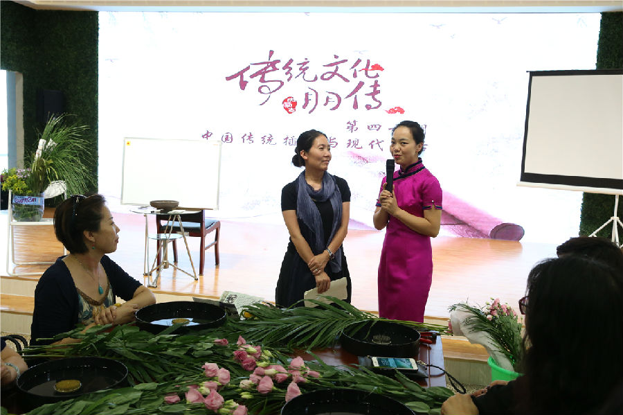 [图] 传统文化月月传（四十）—— 中国传统插花与现代生活