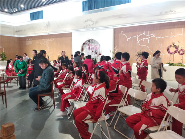 [图] 传统文化月月传（五十六）——重阳传孝行