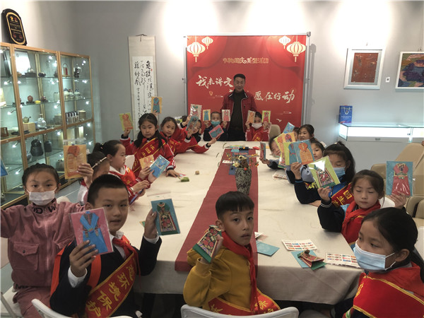 [图] 传统文化月月传（第91期）与子同“裳“——折纸创意蒙古袍