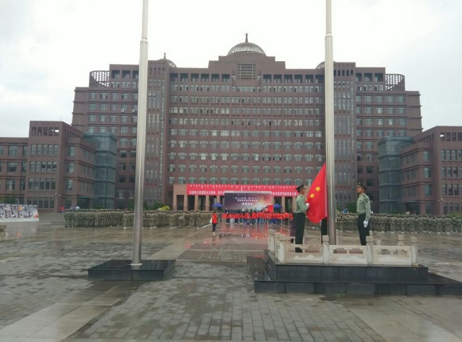 [图] 内蒙古展览馆承办的“勿忘国耻•圆梦中华”抗日战争图片高校巡展启动